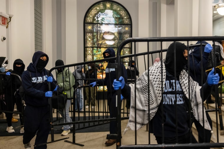 Nearly 100 arrested at Columbia, NYPD says