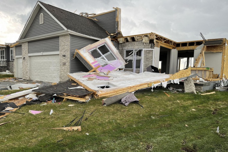 Una casa destruida en Omaha, Nebraska, el 26 de abril de 2024.
