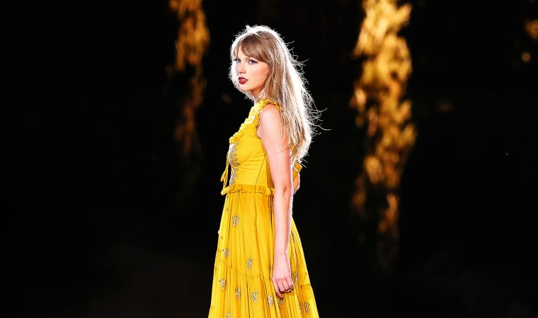 Taylor Swift performs onstage