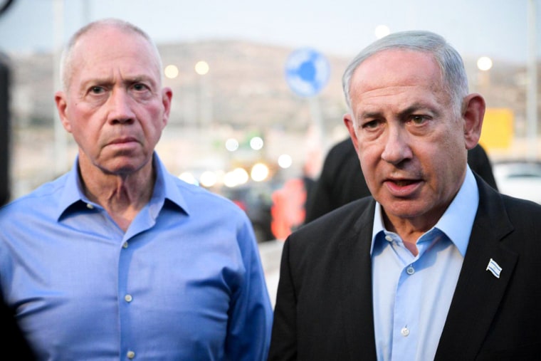 Yoav Gallant and Benjamin Netanyahu.