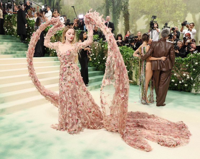 图片：2024 年 Met Gala 庆祝活动 