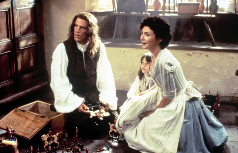 Ted Danson as Lemuel Gulliver and Mary Steenburgen as Mary Gulliver in "Gulliver's Travels."