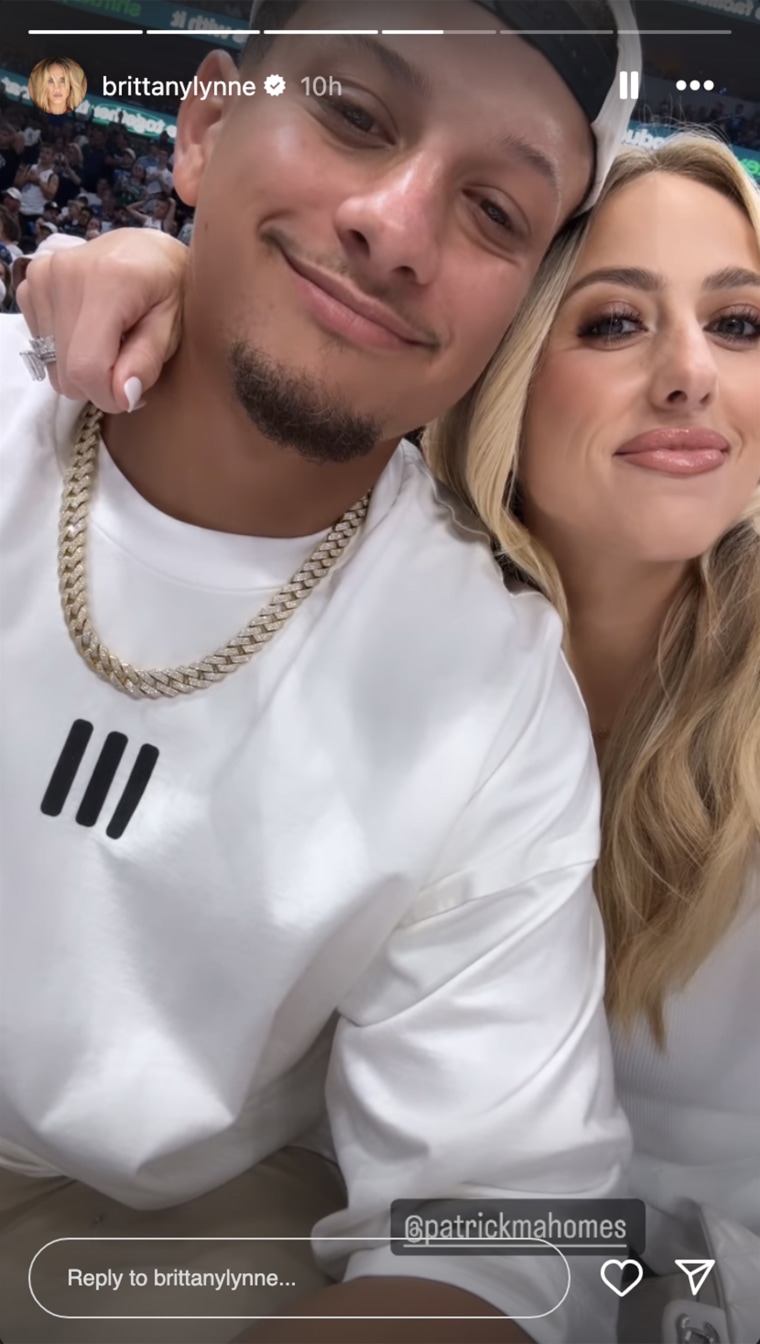 Patrick and Brittany Mahomes enjoyed a sporty night out.