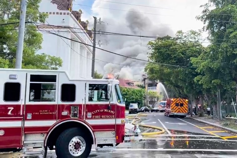 Massive fire breaks out at Miami apartment building, elderly residents ...