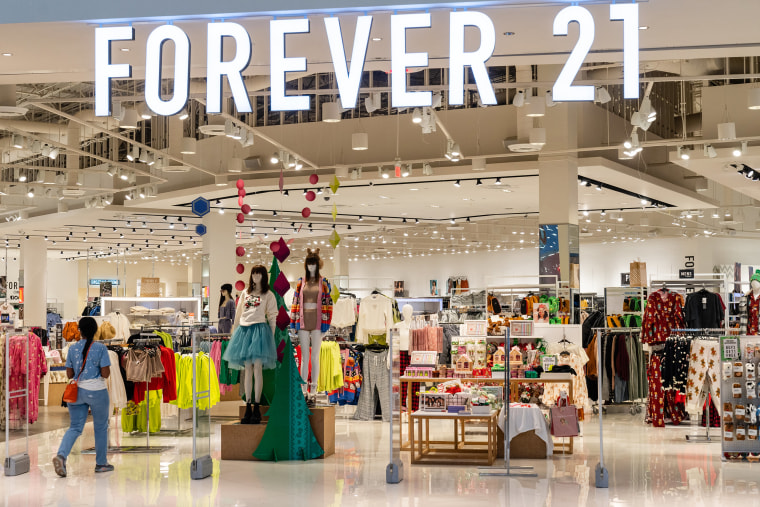 Forever 21 seeks rent concessions as fast-fashion brand faces financial ...