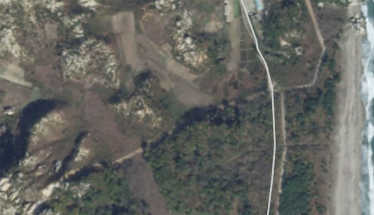 Satellite images show an apparent wall structure on the border in Kangwon, north Korea. 