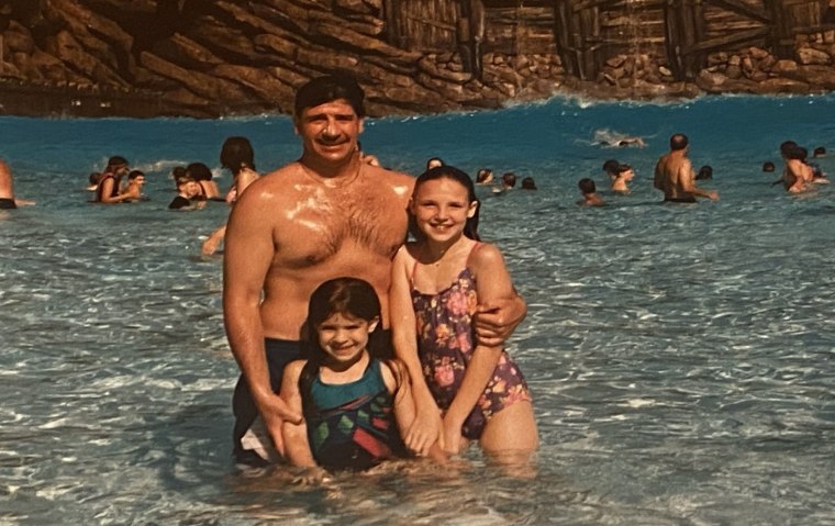 young Shannon Kopp with her dad and sister at the beach