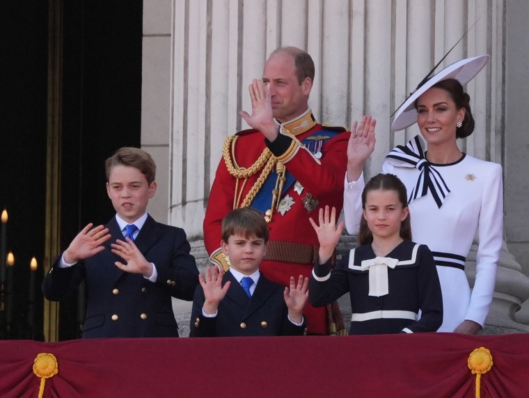 Prince and Princess of Wales with their children, Prince George, Prince Louis, and Princess Charlotte.