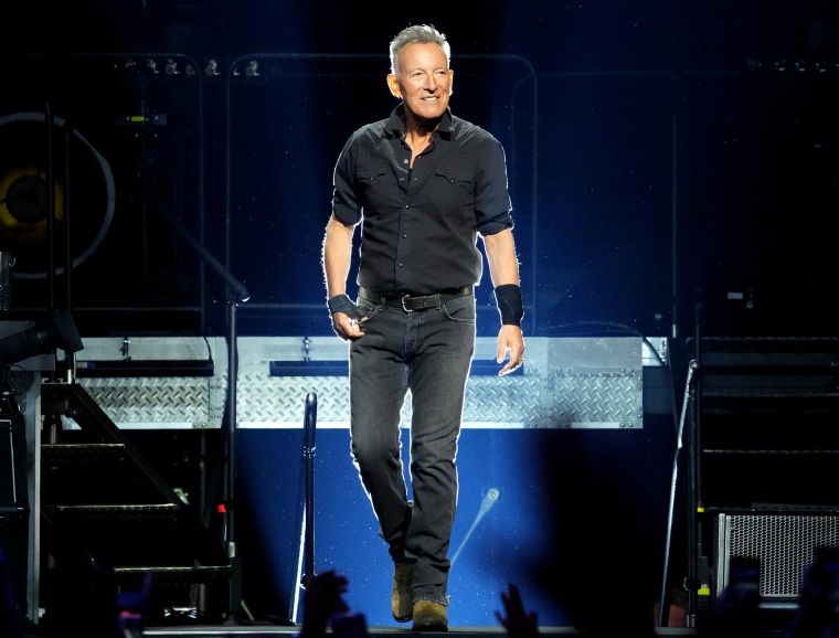 Bruce Springsteen Performs 