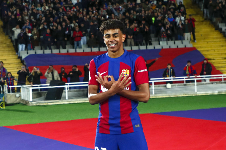 Lamine Yamal during a Spanish La Liga soccer match between Barcelona and Mallorca in Barcelona, Spain