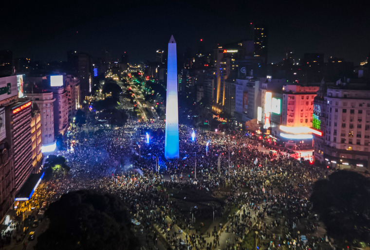 Argentine fans celebrate their team's Copa America victory on July 15, 2024 in Buenos Aires.