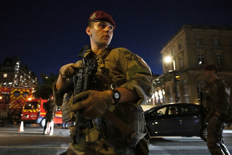 Soldier stabbed in Paris on July 16, 2024.