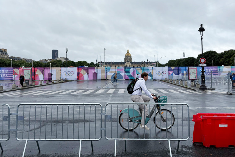 Olympic preparations near the Hôtel des Invalides in Paris on July 23, 2024.