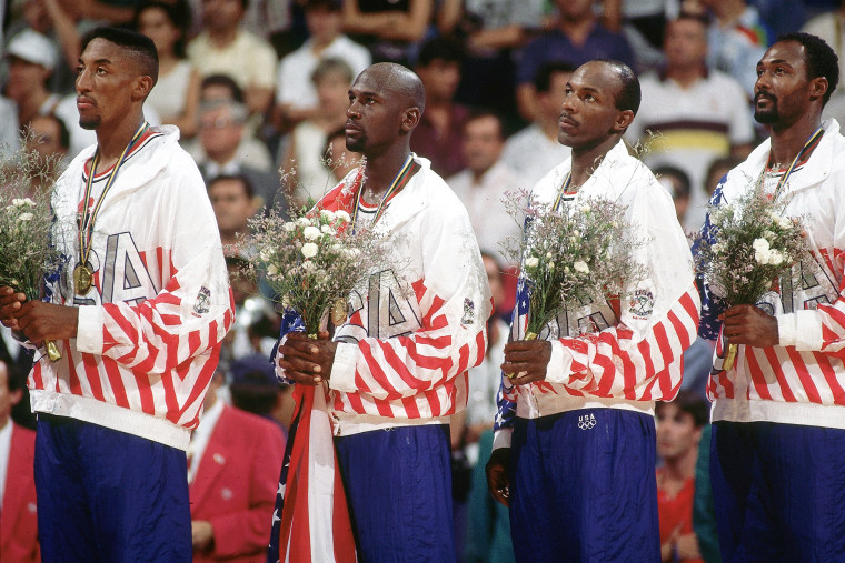 Basketball, 1992 Summer Olympics spain Scottie Pippen, Michael Jordan, Clyde Drexler, and Karl Malone
