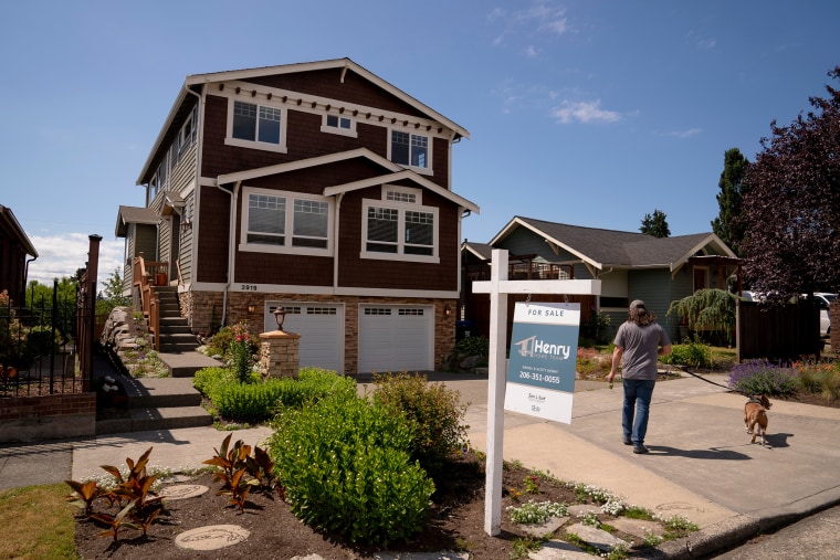 Houses In Seattle Ahead Of Existing Home Sales Figures