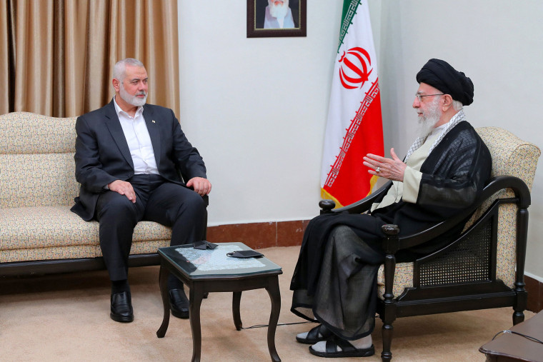 Khamenei and Haniyeh in Tehran