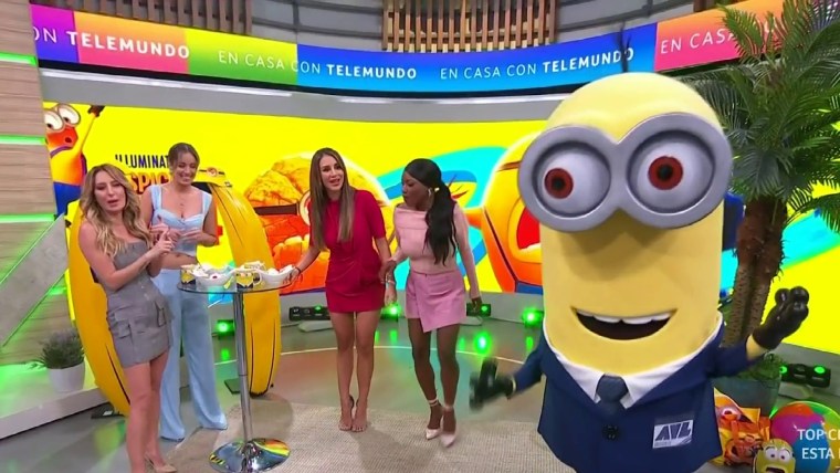 Kevin el Minion en En Casa con Telemundo.