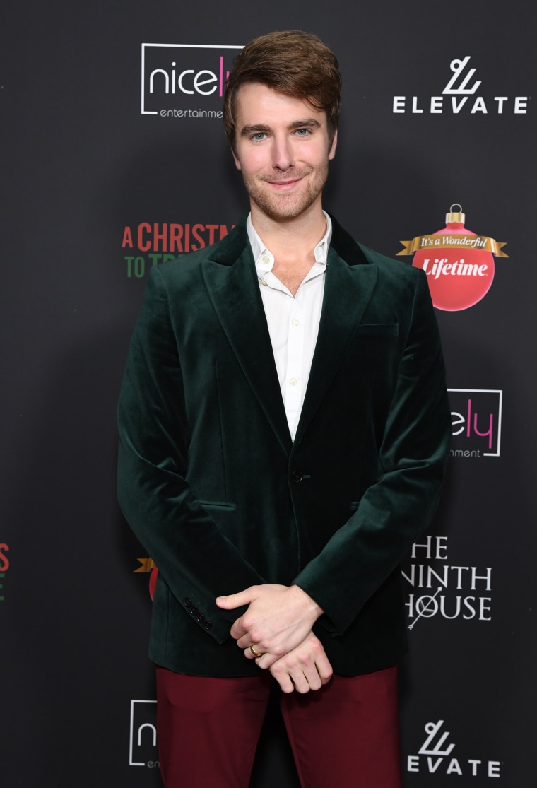 The Ninth House Vip Screening Of "A Christmas To Treasure"