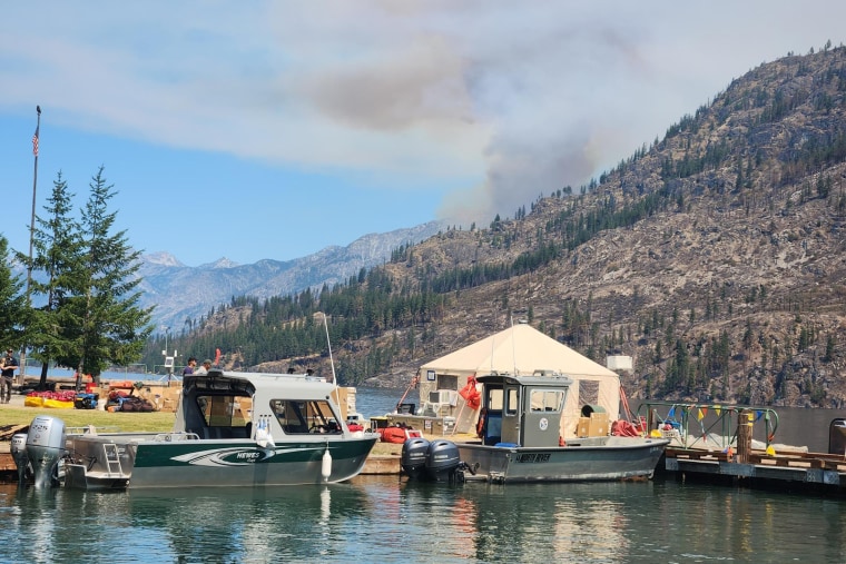 Logistics on the Pioneer Fire take an extra level of coordination given the remote communities and access. Firefighters on the north and lakeshore fire areas are being supported by boats to transport them to the fire area and bring firefighting supplies. In addition, fire management is working with local businesses in Stehekin to provide meals and other support for crews working in that area.