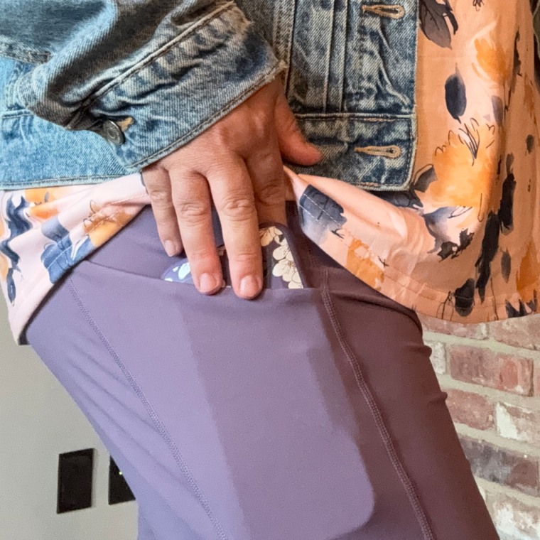 Ododos High-Waisted Yoga Capris in Ash Violet