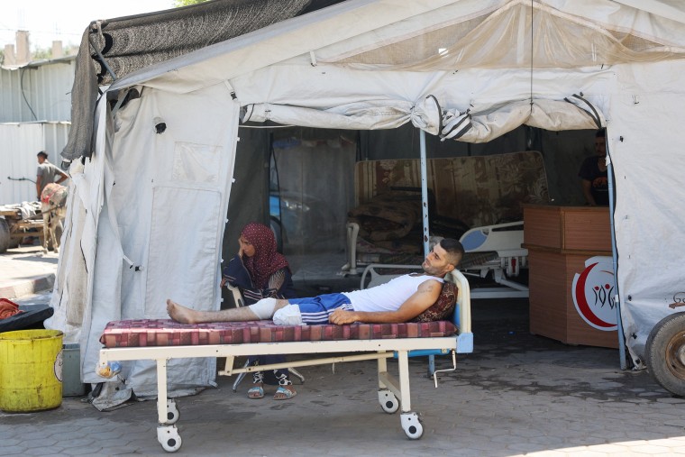 One of Gaza’s last functioning hospitals is emptying out as Israeli forces draw near