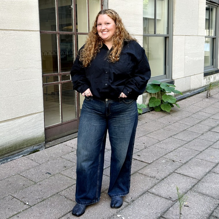 Hollister Low-Rise Medium Wash Baggy Jeans