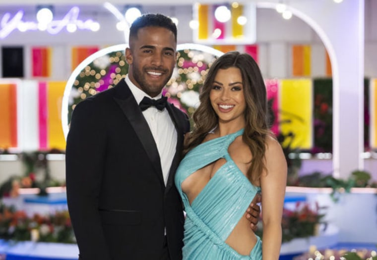  "Love Island USA" stars Kendall Washington and Nicole Jacky