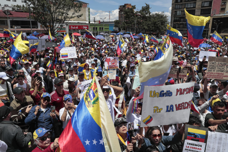 Concentración de venezolanos en Bogotá, el 17 de agosto de 2024.