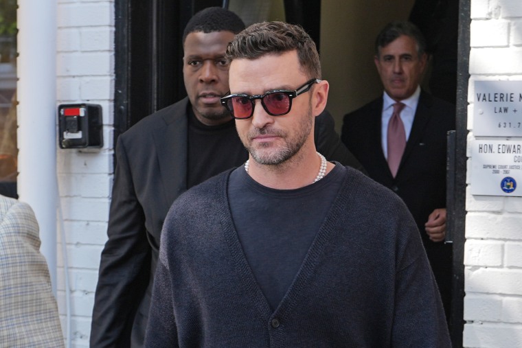 Justin Timberlake arrives at court in the Hamptons