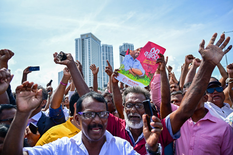 Marxist-leaning president takes power in Sri Lanka, a country long led by dynasties