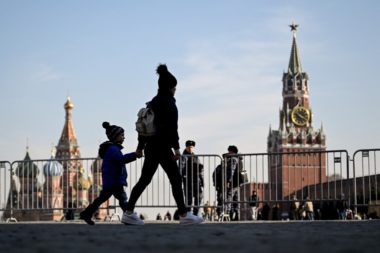 Russia proposes ban on child-free lifestyle