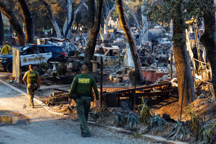 County Sheriff's Agents of the Riverside County Sheriff's Office have determined the devastating consequences of the airport fire on September 11, 2024 in Lake Elsinore, California.