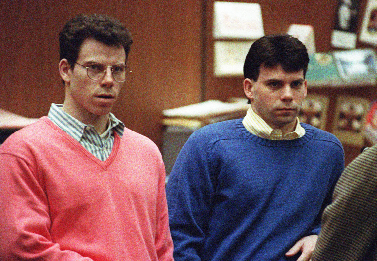 Erik Menendez (L) and his brother Lyle (R) listen during a pre-trial hearing.