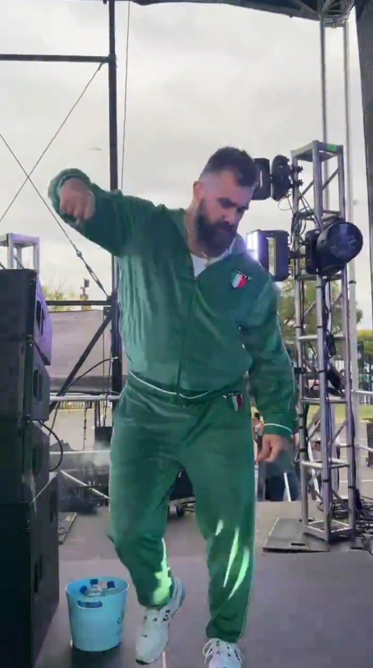 Jason Kelce shows off his moves prior to the game against the Eagles on September 16, 2024.