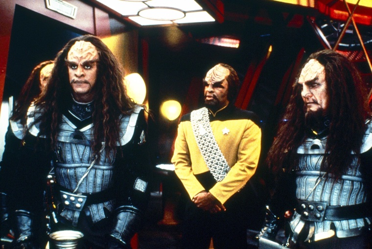     Obi Ndefo, Michael Dorn and JG Hertzler in "Star Trek: Deep Space Nine" in 1995.