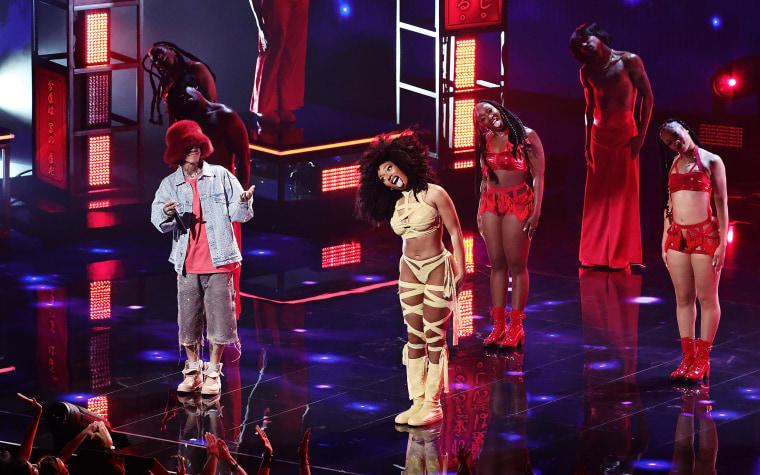 Yuki Chiba and Megan Thee Stallion perform during the 2024 MTV Video Music Awards.