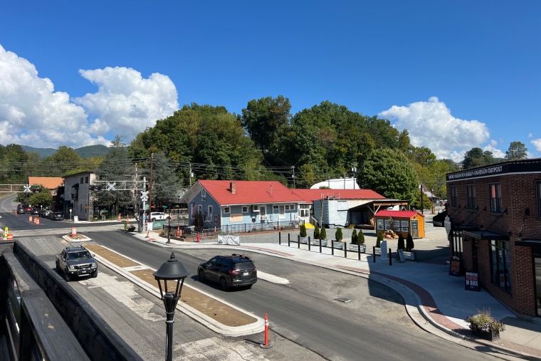 After Helene, the Great Smoky Mountains are desperate for tourists