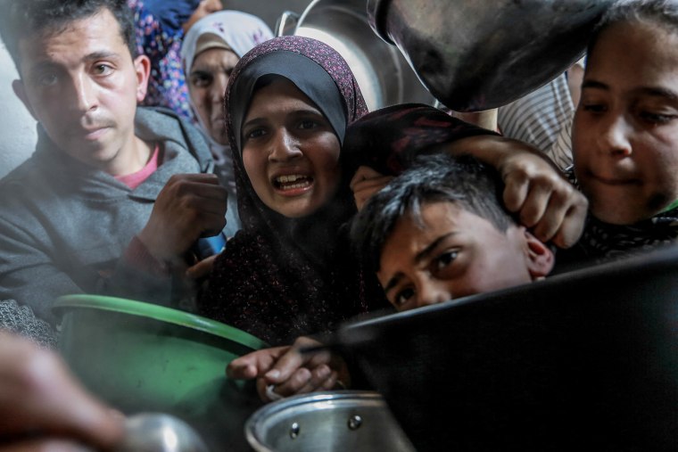 Palestinian Children Food Gaza