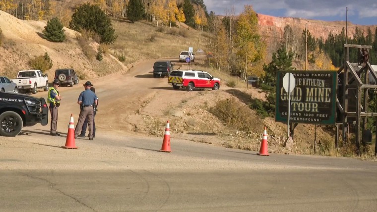 At least one person has died after an elevator malfunctioned at a tourist mine in Colorado.