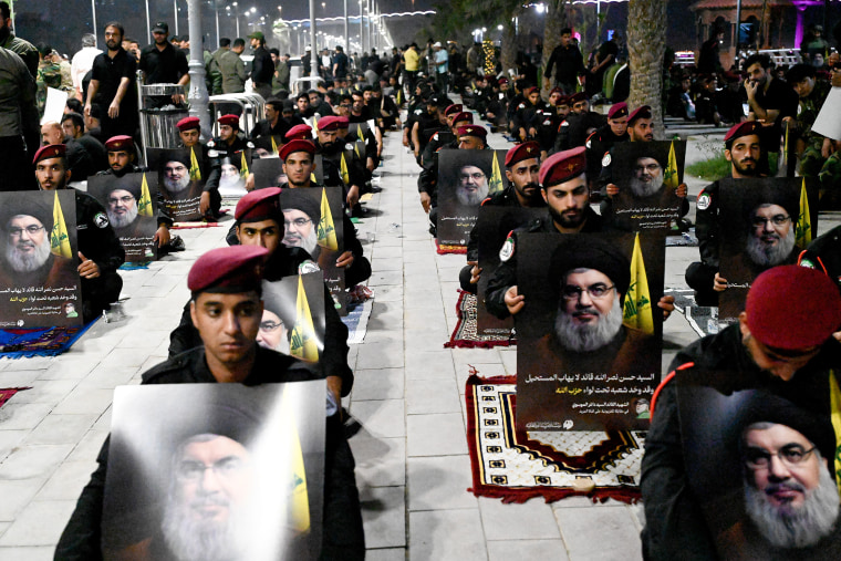 Demonstration in Basra in support of Lebanon