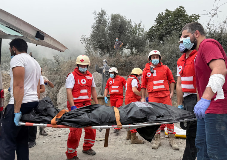 Aftermath of an Israeli air strike in Aitou