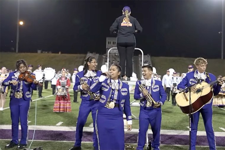 denison high school mariachi student band performance iowa mexican culture