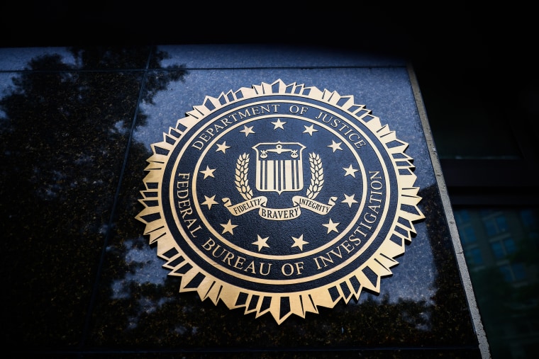 Departamento Federal de Investigação SEAL J. Edgar Hoover é visto no prédio do FBI