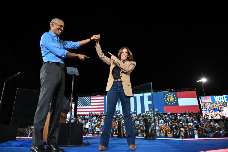 Photo: barack obama kamala harris politics political politicians smiling happy