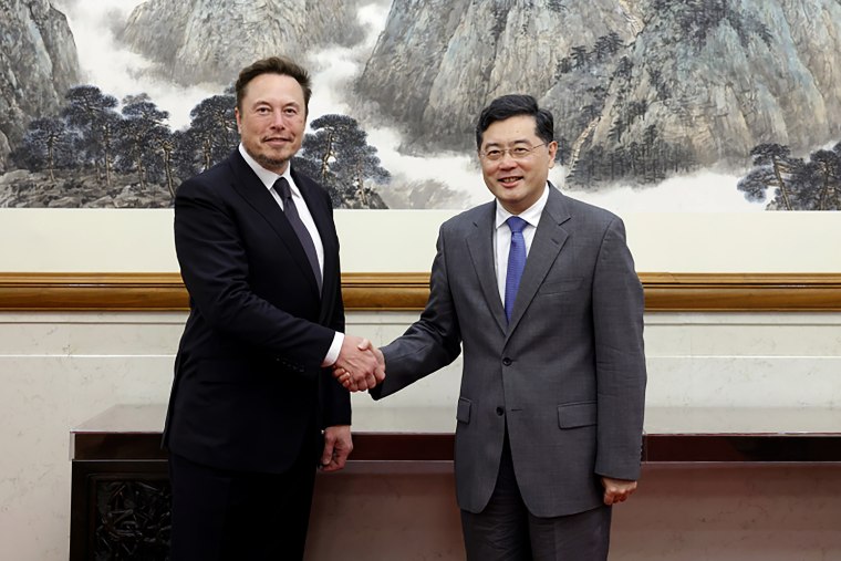 Elon Musk in China