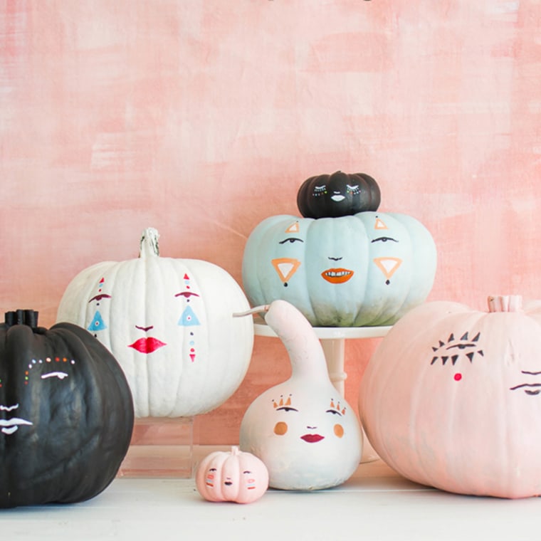 Pastel face pumpkins