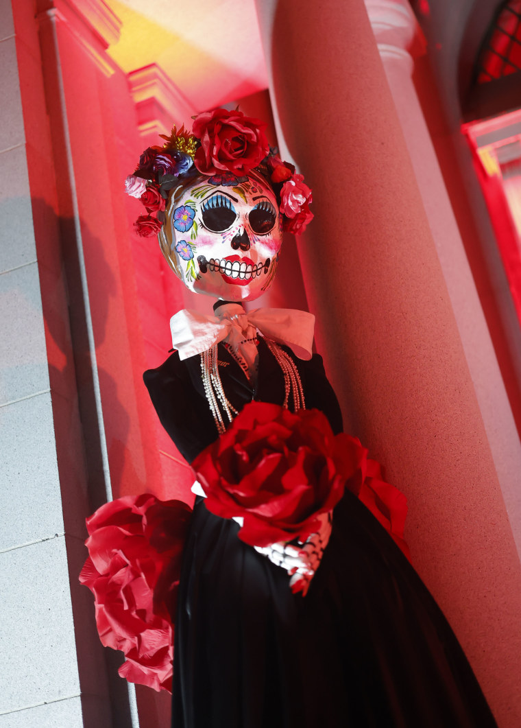 The atmosphere during Carlos Eric Lopez's third annual Día de Muertos celebration at Hollywood Forever on November 1, 2023 in Hollywood, California. 