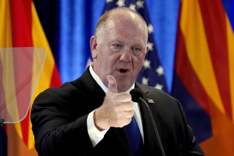 Trump nombra al exdirector de ICE Tom Homan como su futuro "zar de la frontera"