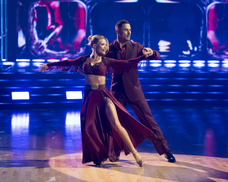 Who Won 'Dancing With the Stars' Season 33? Winner, Best Moments