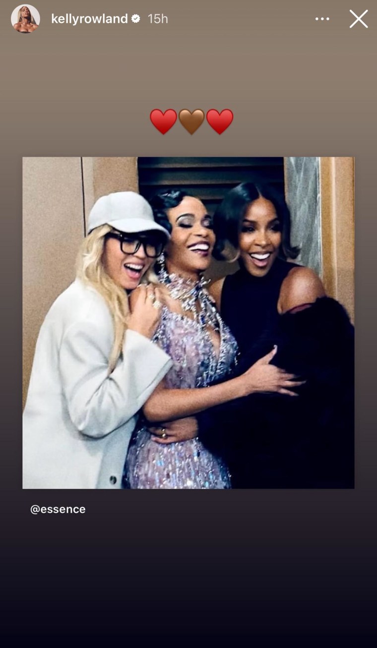 Kelly Rowland deelde de foto van het trio opnieuw op sociale media.